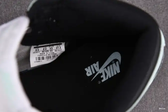 Bmlin 1 Retro Igloo 861428-100 High Jordan 0511